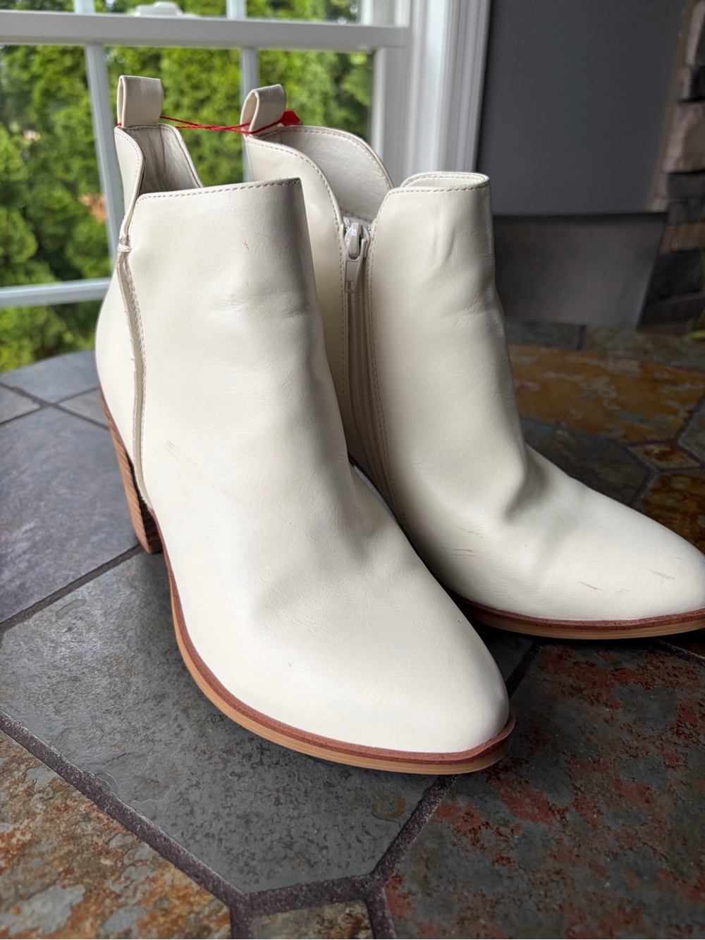 MIA White Ankle Booties with Side Zip Sz 7.5